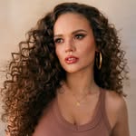 Madison Pettis Instagram Icon