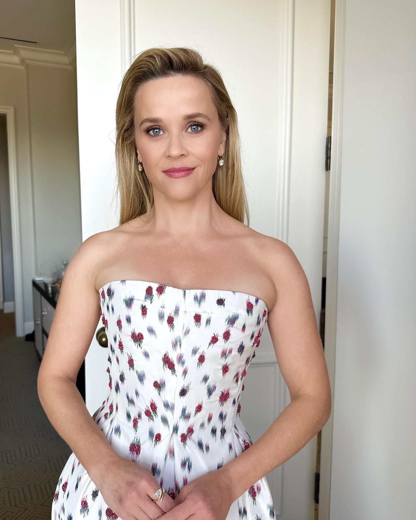 Reese Witherspoon instagram post 458425