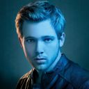 Max Thieriot icon 128x128