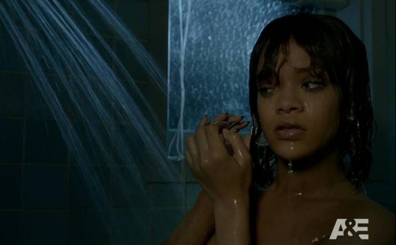 Rihanna's Psycho Moment: She Is So Rihanna