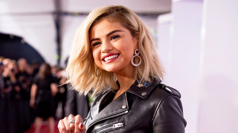 Selena Gomez Managed To Accept Her Scar From Kidney Transplantation