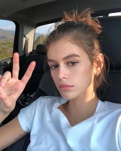 Kaia Gerber gave herself a tattoo