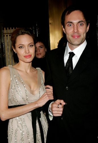 Angelina Jolie brother is going to speak out against her in court