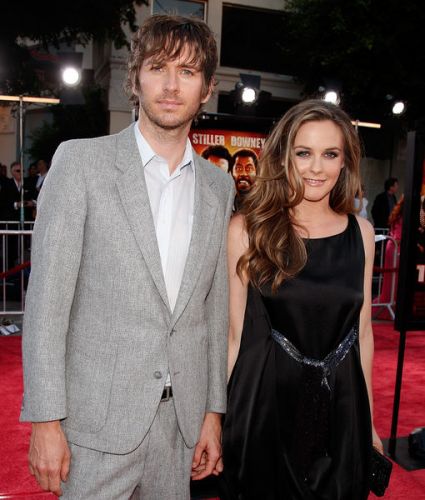 Alicia Silverstone divorced with her husband after 20 years of marriage