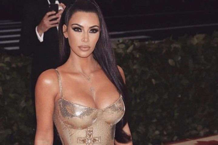 Kim Kardashian will receive a 'fashionable Oscar'
