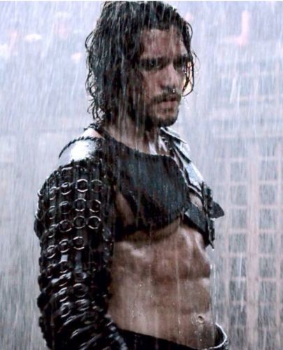Kit Harington demonstrated an ideal press