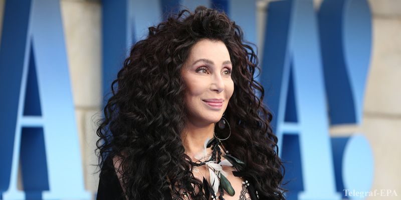 Cher revealed details of relations with Tom Cruise | ThePlace