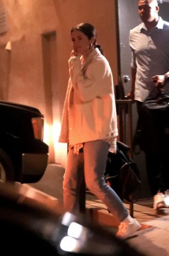 Selena Gomez looks great