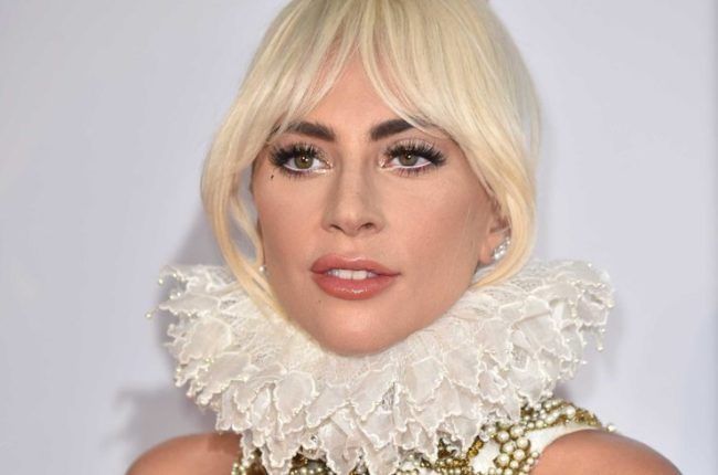 Lady Gaga commented about the affair with a partner from the set