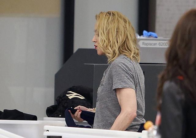 Madonna was forced to remove the burqa at the New York airport