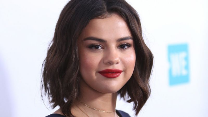 Selena Gomez shared photos from a recording studio