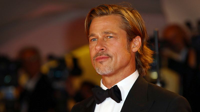 Brad Pitt answered questions about new novels