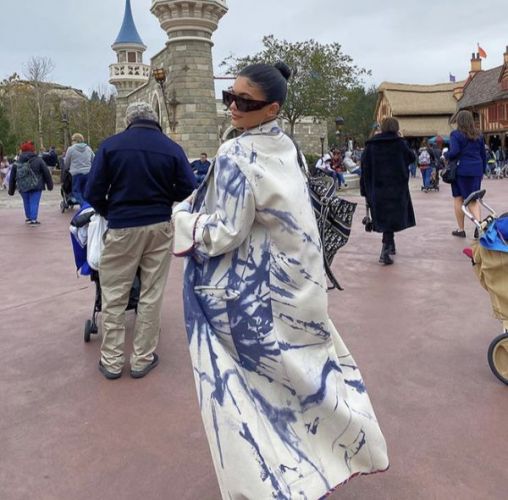Kylie Jenner came to Disneyland in her original coat