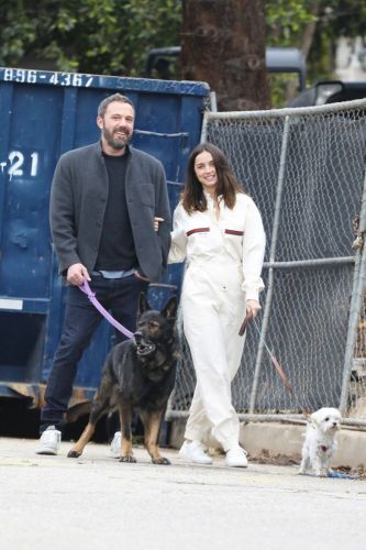 Hollywood actor Ben Affleck recently jumped on a walk with Ana de Armas