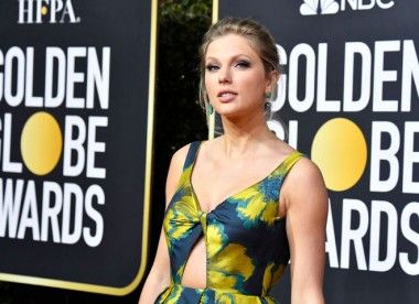 Taylor Swift has moved in with her boyfriend