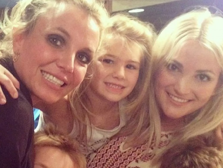 Britney Spears' sister commented on her court testimony