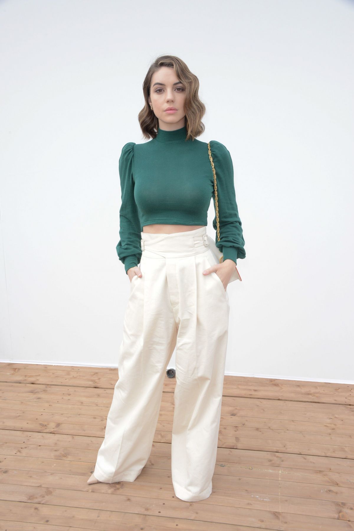 Adelaide Kane, photo #1018377