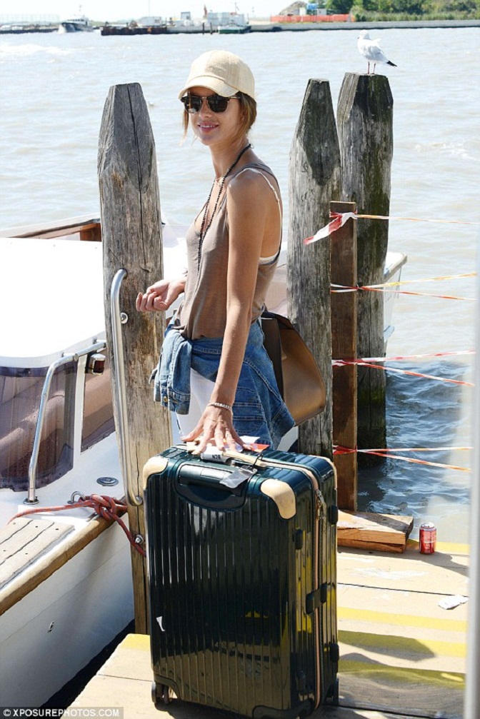 Alessandra Ambrosio, photo #726622