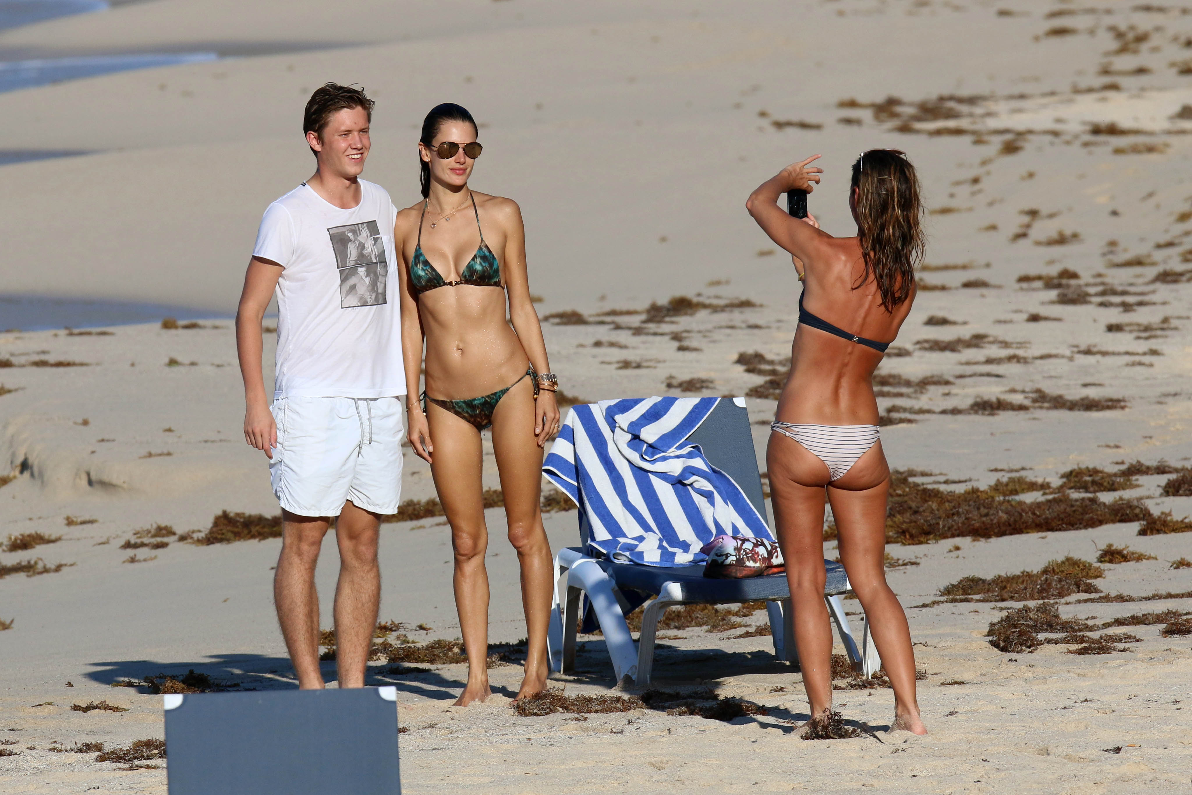 Alessandra Ambrosio, photo #738047