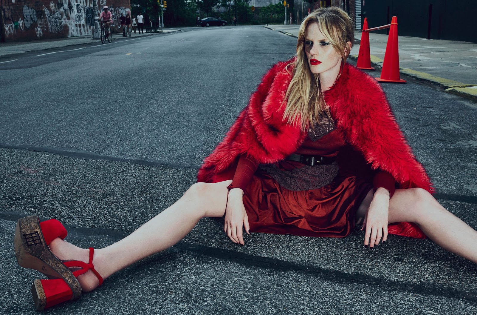 Anne Vyalitsyna, photo #889333