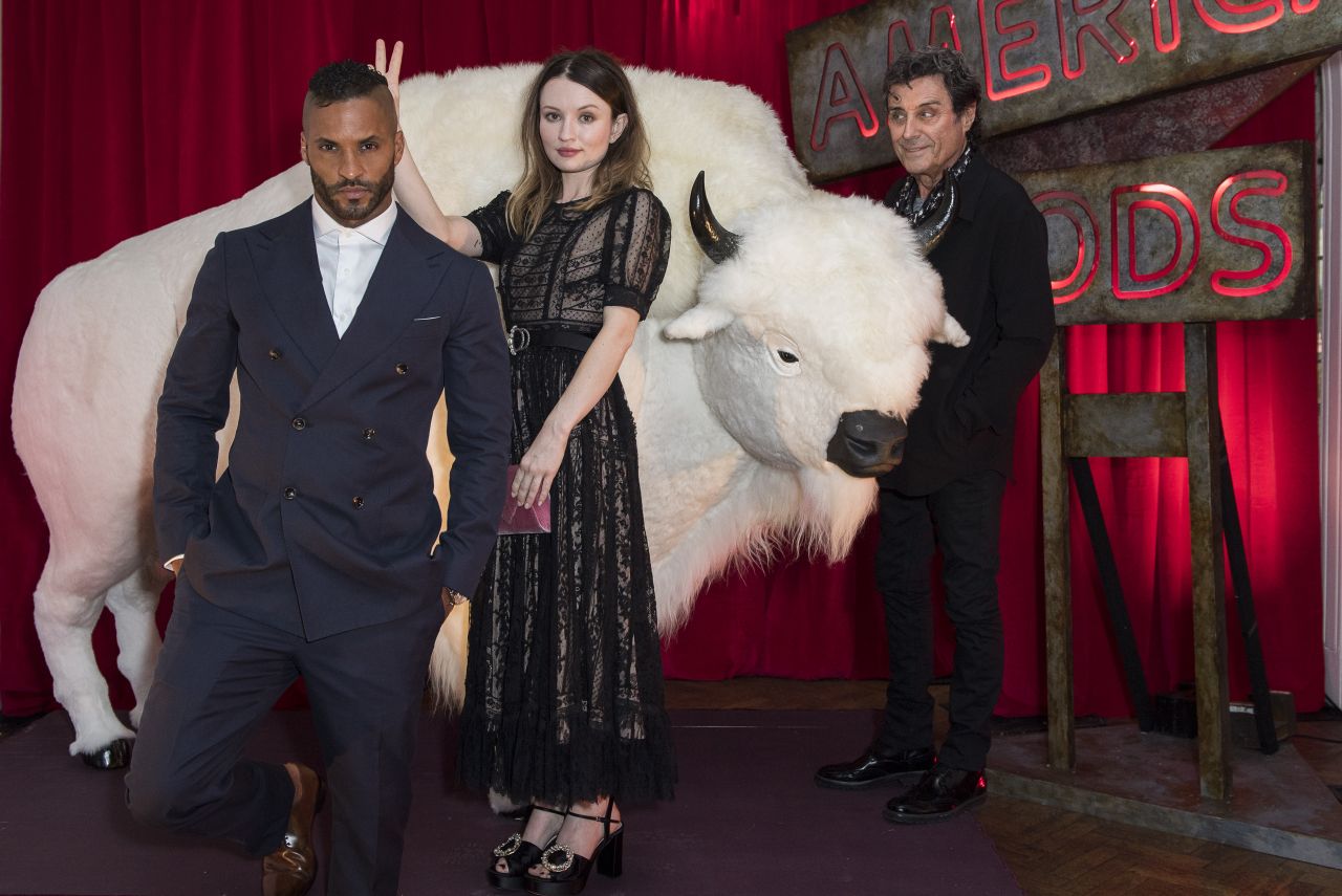 Emily Browning, photo #922316