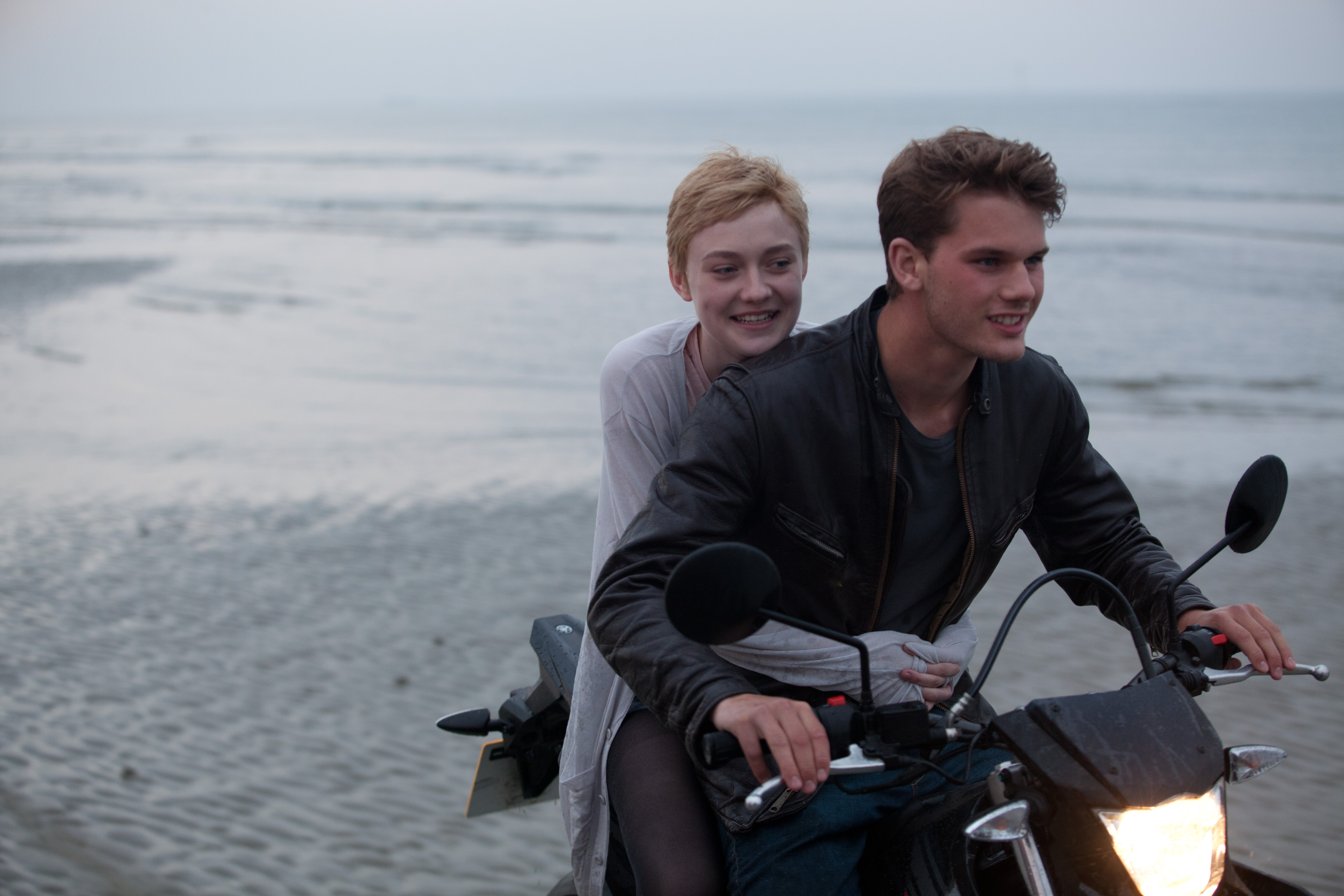 Jeremy Irvine, photo #711506
