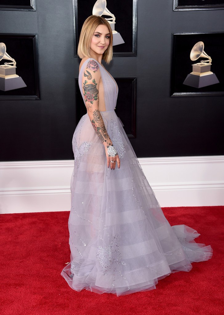 Julia Michaels, photo #1003334