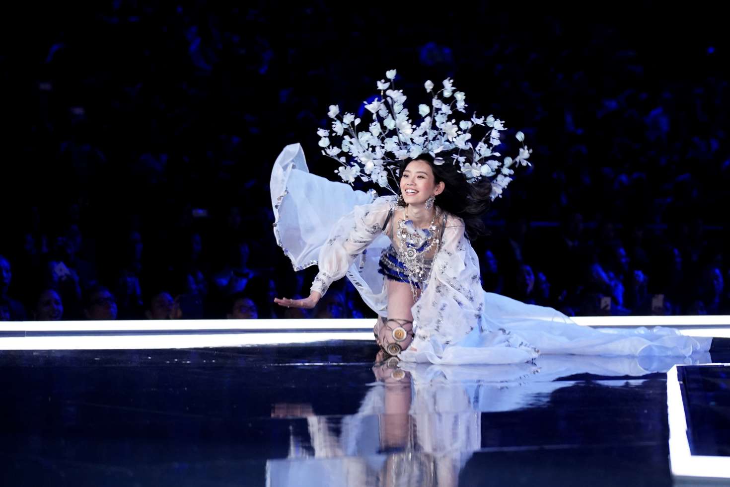 Ming Xi, photo #982117
