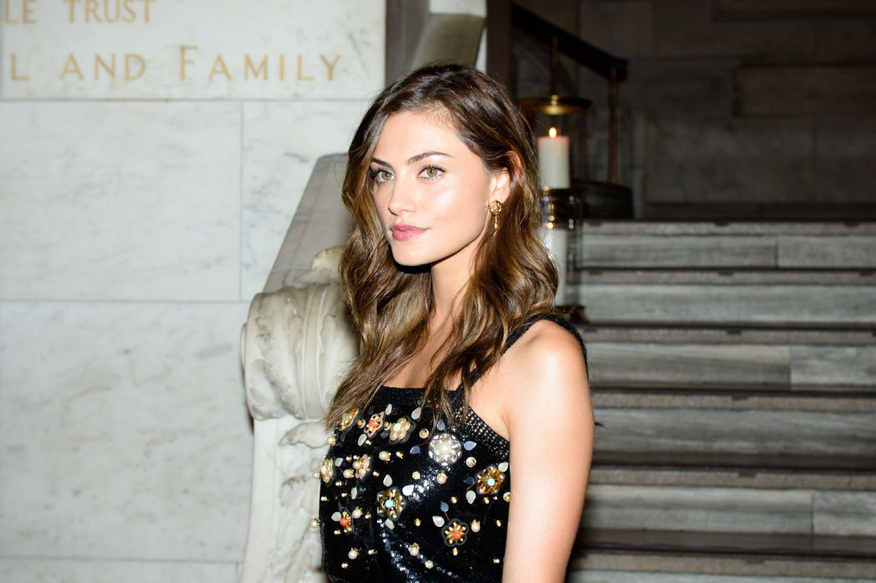 Phoebe Tonkin, photo #856670