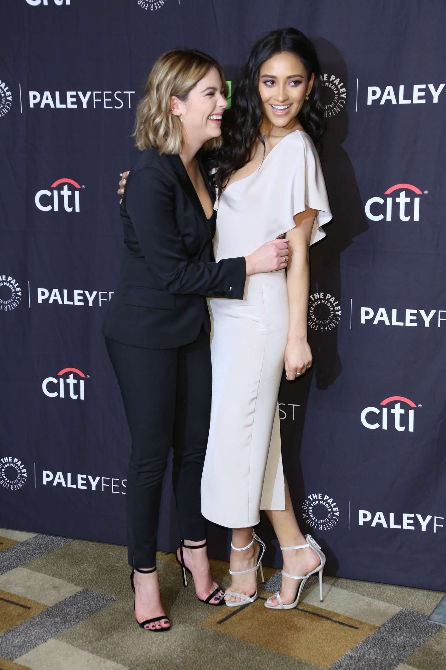 Shay Mitchell, photo #919120