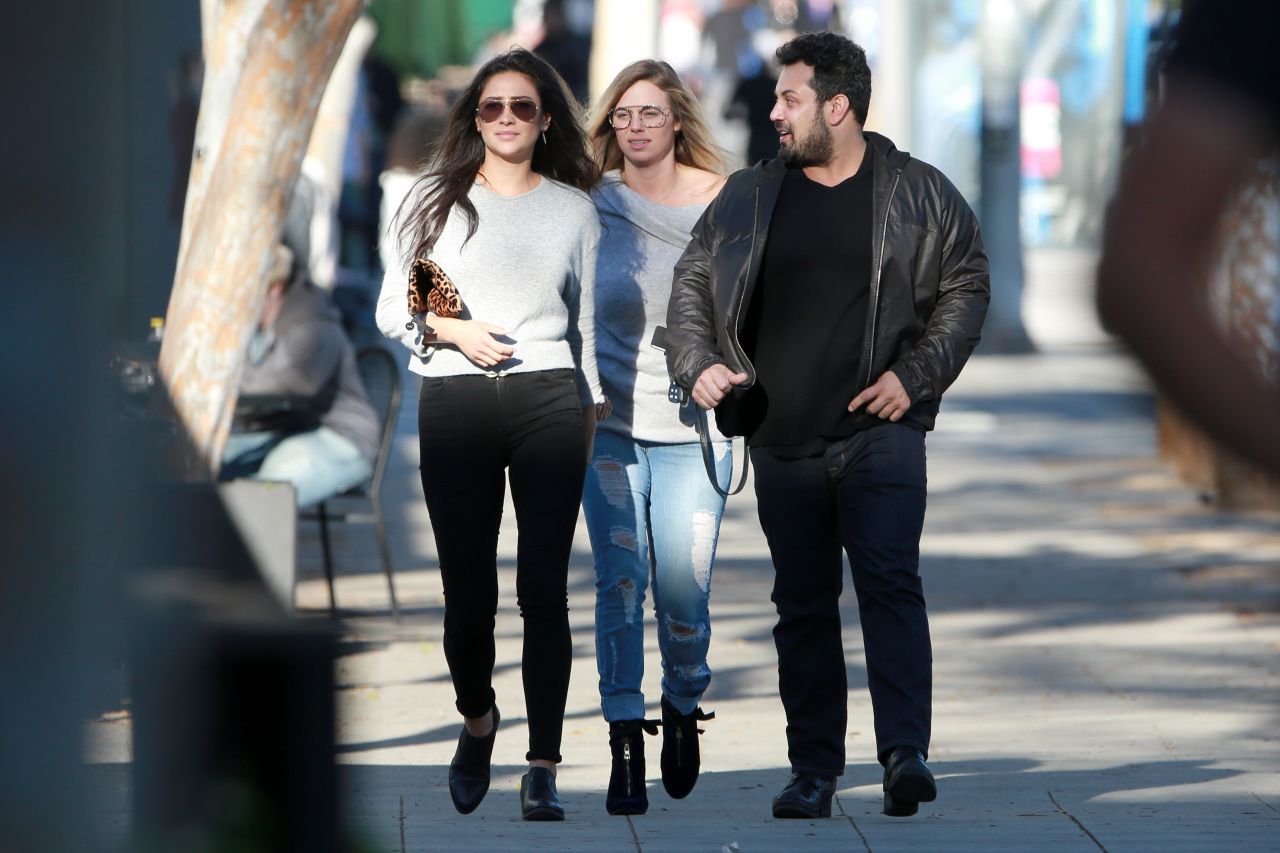 Shay Mitchell, photo #914657